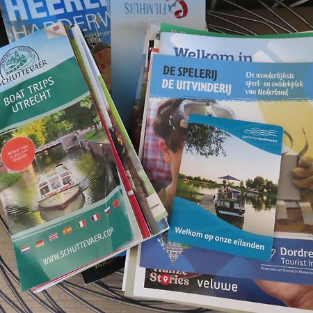Veluwe Park Reewold Chalet Eclipse 푸텐 외부 사진